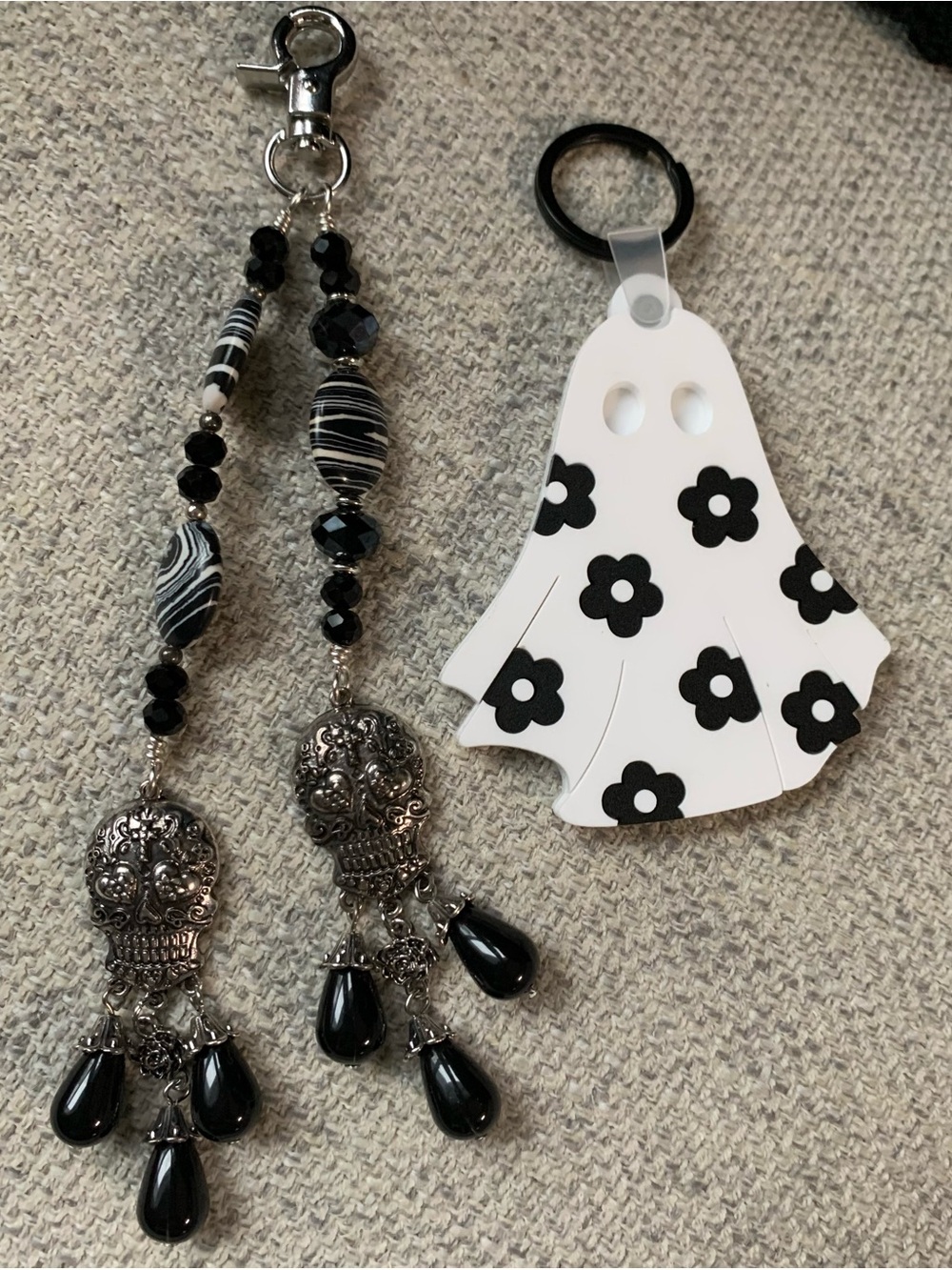 Skull & Ghost Bag Flair/ Keychains